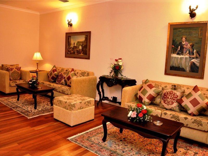 Langdale Boutique Hotel By Amaya Nuwara Eliya Bagian luar foto
